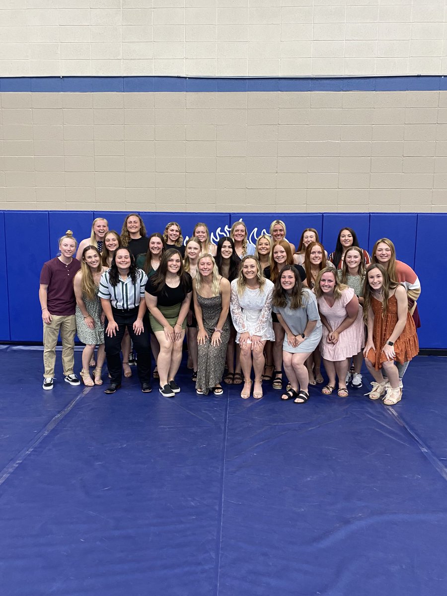 Softball team ready for Golden Horseshoe award Ceremony, nominated for best Female team award #packapunch👊