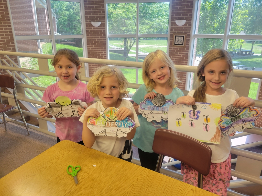 NikePrincipal's tweet photo. Kindergarteners were learning about the life cycle of a butterfly during libray today. #mvnation https://t.co/7ezDJFmpSn
