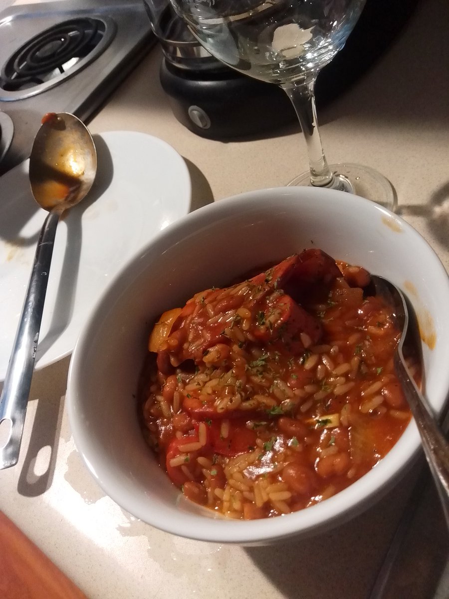 TheRealGodGrace's tweet photo. Damn, I make some good food. Barbeque baked beans with rice, ham, and chicken franks. #GodGraceOriginal #AnotherOriginalRecipe #IJustKeepEmComing https://t.co/1ykjYwUFXw