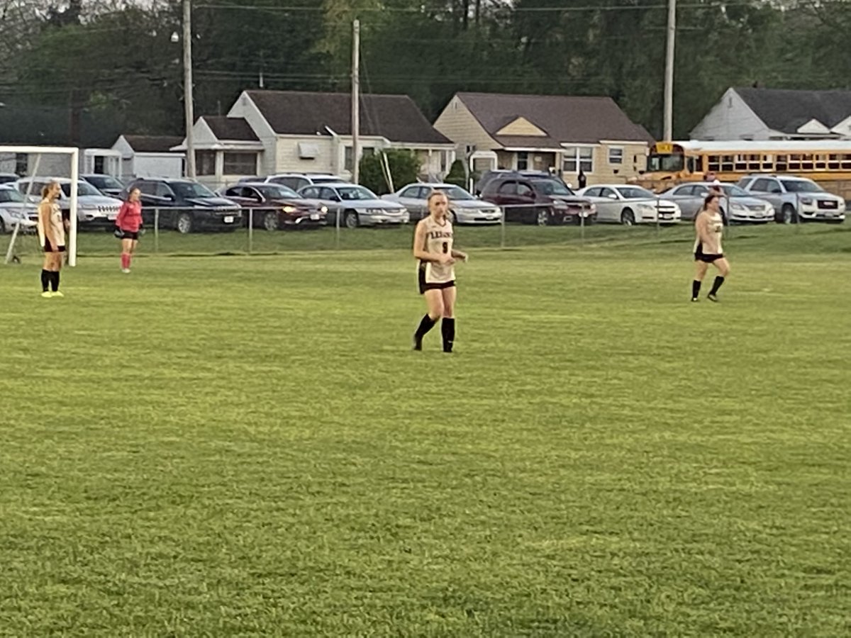 Big Win for Lady Jackets soccer 1-0 over Rogersville.

Game winning kick by Addy Collins with 1 min to go!

@CoachJernigan1