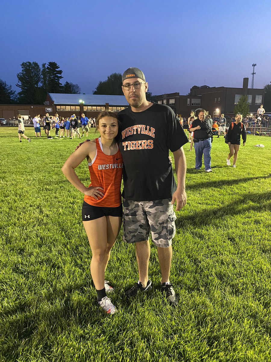 WHSTrack3's tweet photo. @sav_tyler22 also takes 1st in the 200m!! 4 for 4 for tonight!! https://t.co/AwD7eryDEa