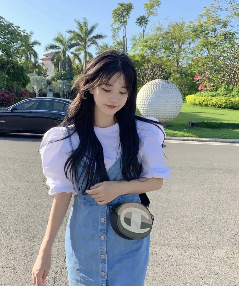 TrumanMonroe4's tweet photo. 家人们试试能不能点到一百赞，点到一百赞的话有惊喜哦 #重庆 https://t.co/yTFXqcfMel