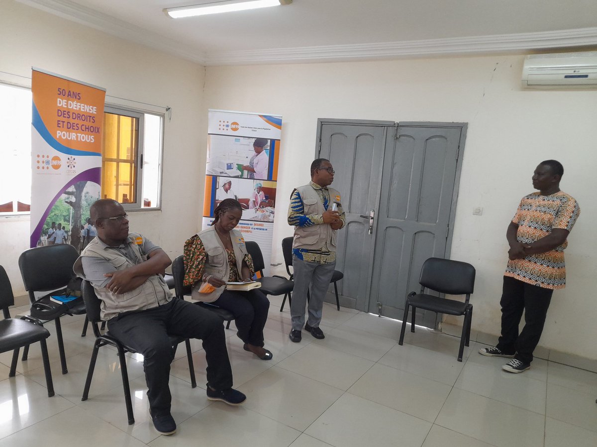 UNFPA_TOGO's tweet photo. ➡️ De 2️⃣0️⃣1️⃣9️⃣ à 2️⃣0️⃣2️⃣1️⃣, 19 jeunes nantis de leur certificat de fin d'apprentissage issus de la maison des jeunes de Kara ont bénéficié des kits d'outillage avec l'appui de UNFPA 🇹🇬  et se sont installés à leur propre compte 
@UN_Togo
#LeaveNoOneBehind https://t.co/RxsiGENW1D