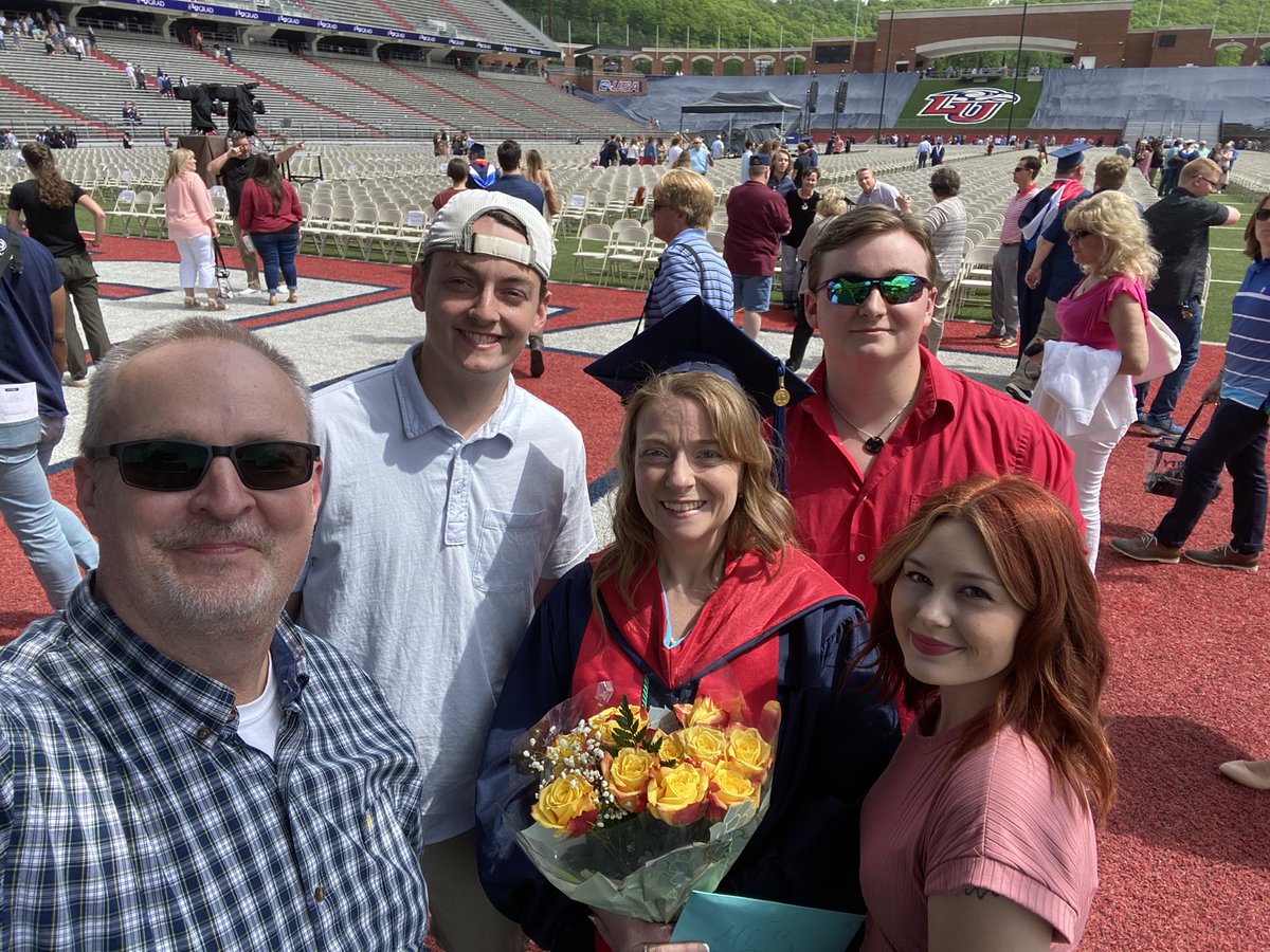 MrsJohnsEdu's tweet photo. @LibertyU Having my family, especially my kids, see me graduate! #LUGrad #LUClassOf22 #LibertyFlame #MomGrad https://t.co/8dVIUK0QY2