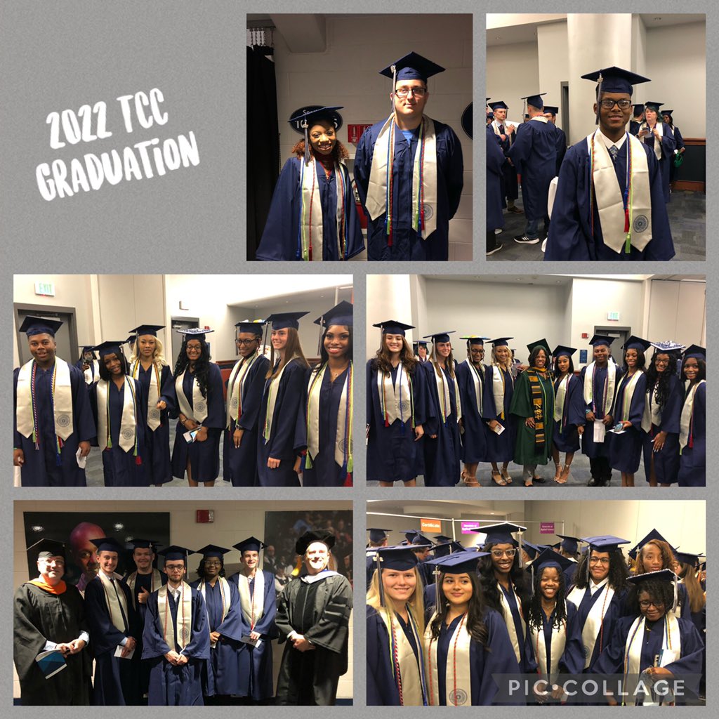 cpkcareercenter's tweet photo. 🧑🏽🎓👨🏼🎓Congrats to our @TCCChesapeake Career Studies Dual Enrollment Students! 🎉We are so proud of you!💚🌪💙 #3Cs #ProudtobeCCC #FindYourFutureHere #TCCGrad22 https://t.co/BfjBtv91xR