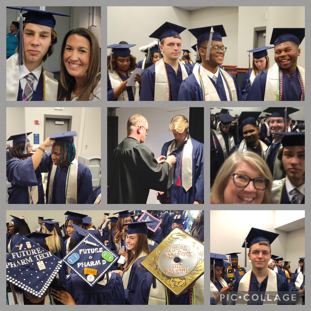 cpkcareercenter's tweet photo. 🧑🏽🎓👨🏼🎓Congrats to our @TCCChesapeake Career Studies Dual Enrollment Students! 🎉We are so proud of you!💚🌪💙 #3Cs #ProudtobeCCC #FindYourFutureHere #TCCGrad22 https://t.co/BfjBtv91xR
