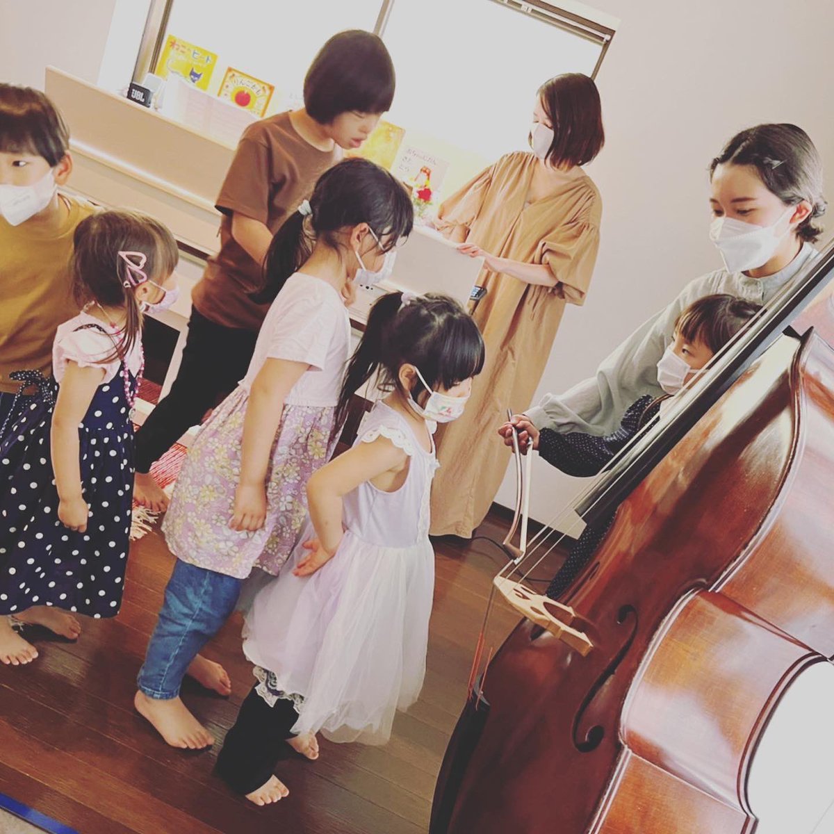KILIGafter's tweet photo. 2022.05.07 アフタースクールKILIGの内覧会&amp;交流会。50名もの方にご参加頂きました。
音楽、お料理、アート…人間にとって大切なことを大切だなって思える場所づくりをし続け、みんなが面白く絡み合ってゆけたらよいな、と改めて思えた一日。 https://t.co/kDAuzfmfhl