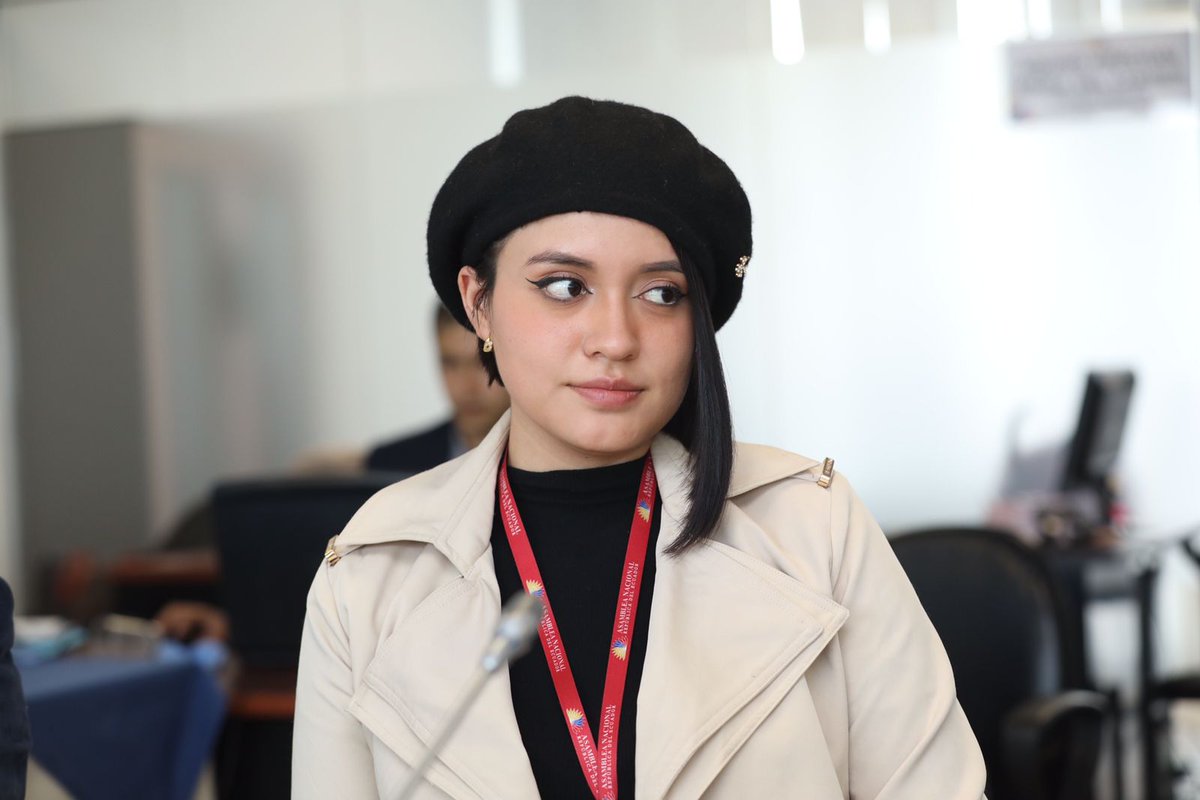 .<a href="/GisselaId12/">GisselaCastilloID12</a>, legisladora alterna de <a href="/Rodrigo_Fajar12/">Rodrigo Fajardo</a>, sugiere que debería primar el principio de transparencia y la rendición de cuentas. "Esto con el fin de que las autoridades brinden la información correcta y actualizada", afirma en <a href="/SeguridadAN/">SeguridadAN</a>.