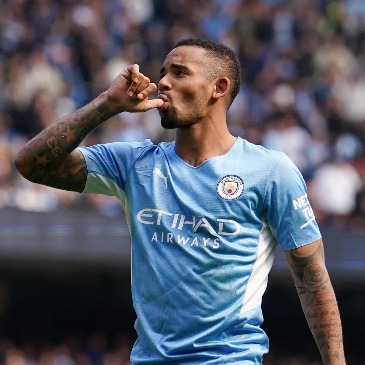 TheArtificialGG's tweet photo. Gabriel Jesus has agreed personal terms with #Arsenal.

His contract expires in 2023 and #ManCity will demand around €40m for the player.

The signing of Erling Haaland has made him push for the move.
#AFC #MCFC https://t.co/8IIY3BhXnf
