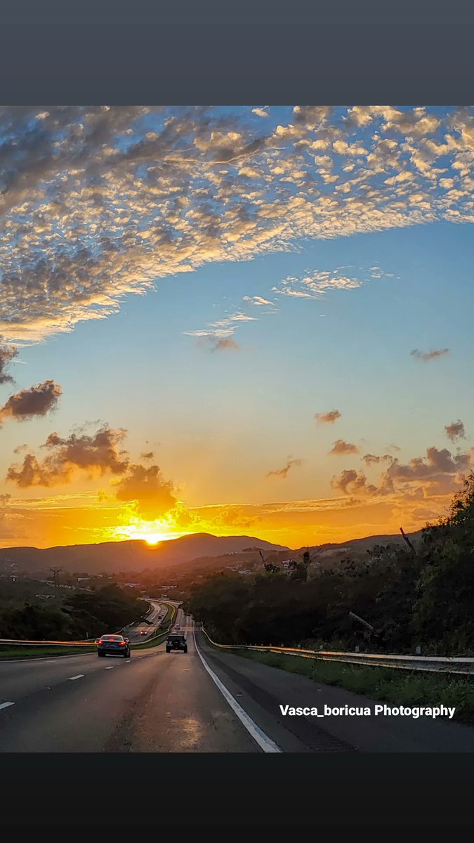 BoricuaVasca's tweet photo. 📍Desde Guayanilla, por la Carr. #2, esta belleza me sorprende y yo no me lo perdí! 🇵🇷😃🙏🏼💘🌹🌞 https://t.co/D4SIck6v8h