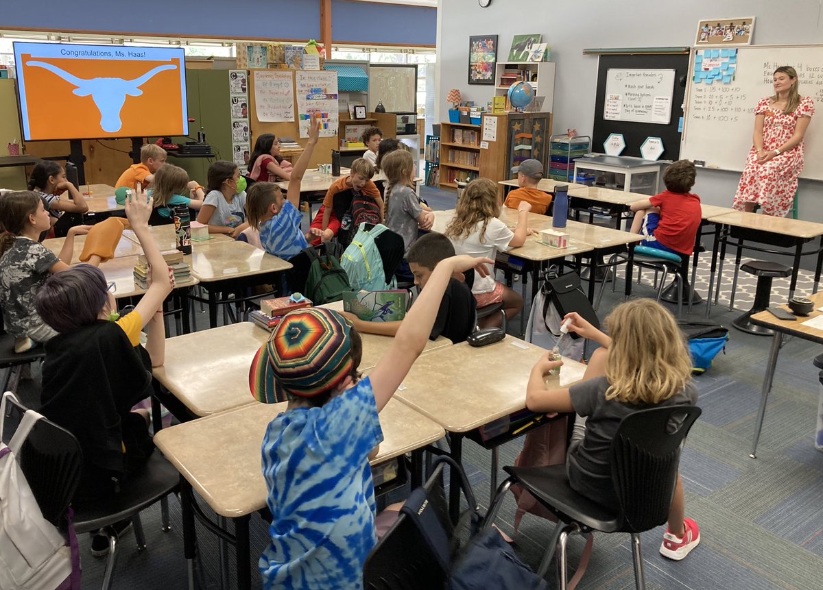 OHE4th's tweet photo. Today was our student teacher’s last day at OHE. She will definitely be missed, but we are so happy for her new adventures in education. Congratulations on your upcoming graduation, Ms. Haas! 🧡🤘🏻🧡 @utexascoe https://t.co/dbrOPqEhcV