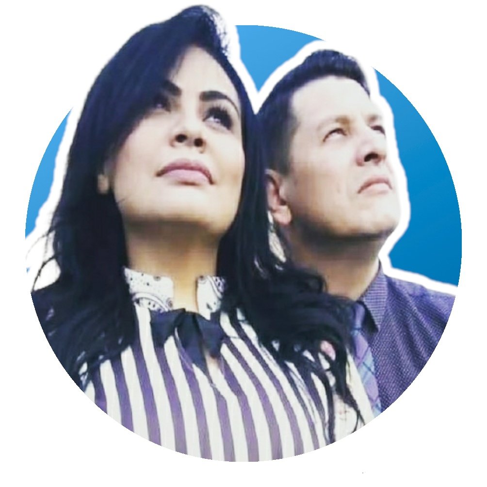 SilvioeSandraSS's tweet photo. #NewProfilePic https://t.co/Uwb87JkoFV