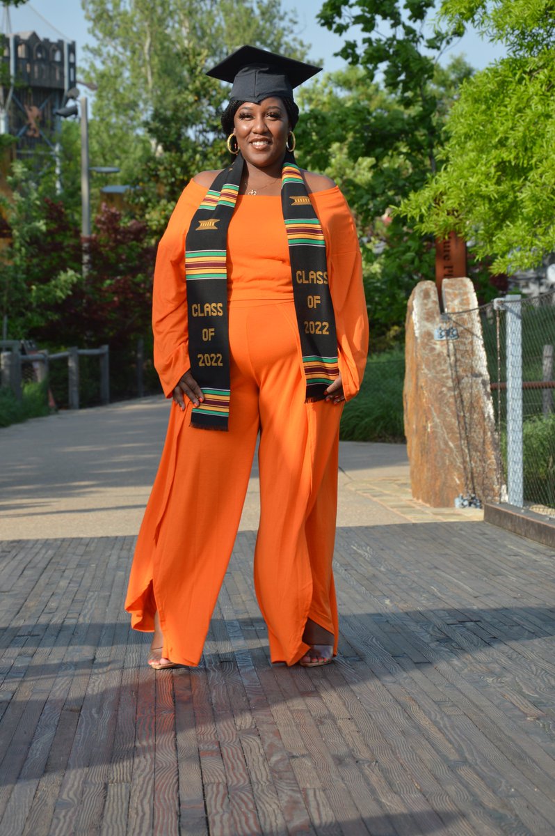 osutulsa's tweet photo. Congrats to #OSUTulsaGrad Brittany on earning her bachelor's degree! https://t.co/9cS2BvswoL