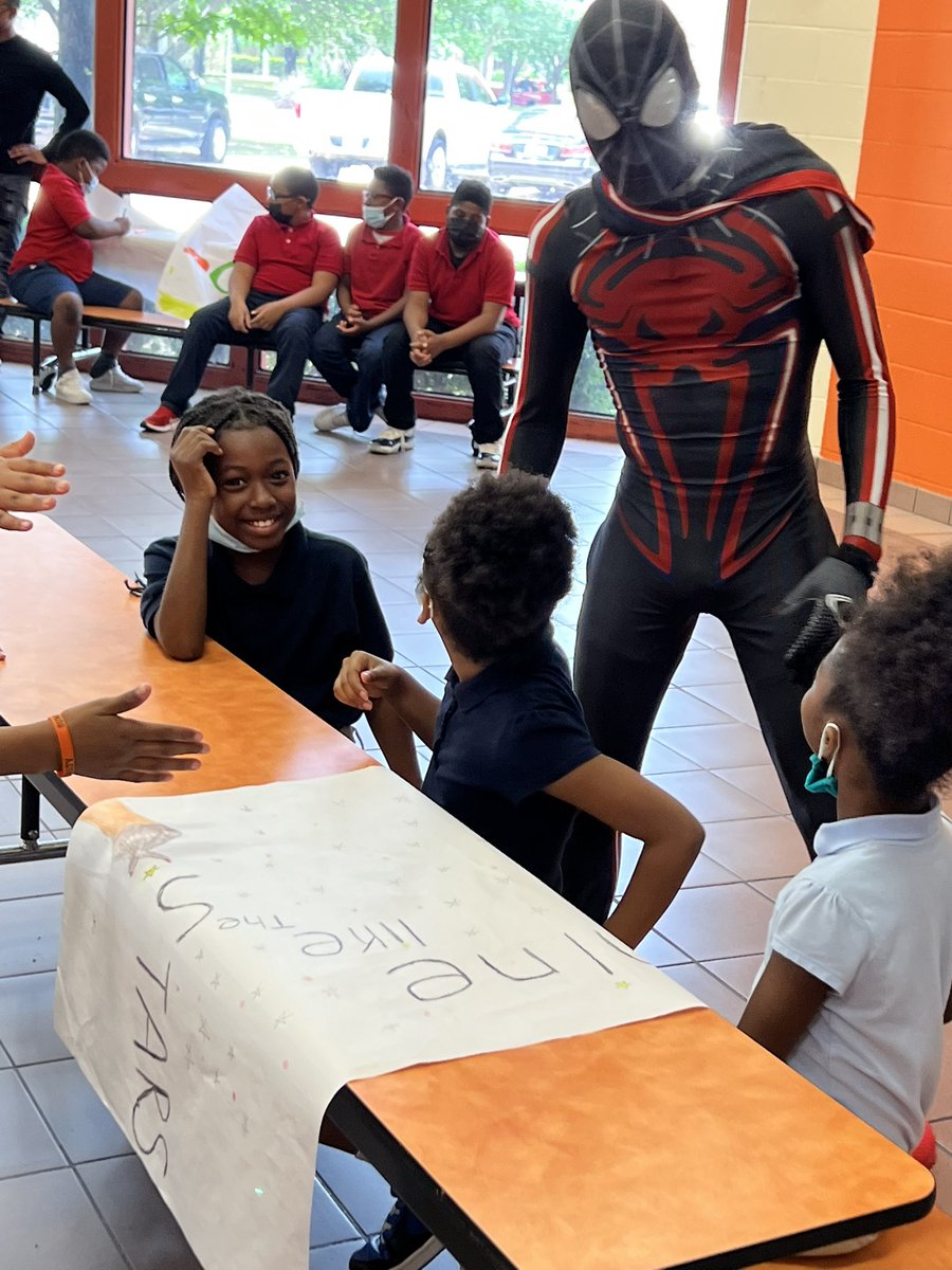 YvonneMThornton's tweet photo. When Spider-Man swings into The Parks. @RPM_ISSD to encourage your scholars🧡🖤🕸 @LancasterISD @akperera @CartneySlaughte @doctoniahoward @AlishaChenevert @drcasscarr #STAARREADY #RaiseYourRoar🐯 https://t.co/9cPd86Nwl6