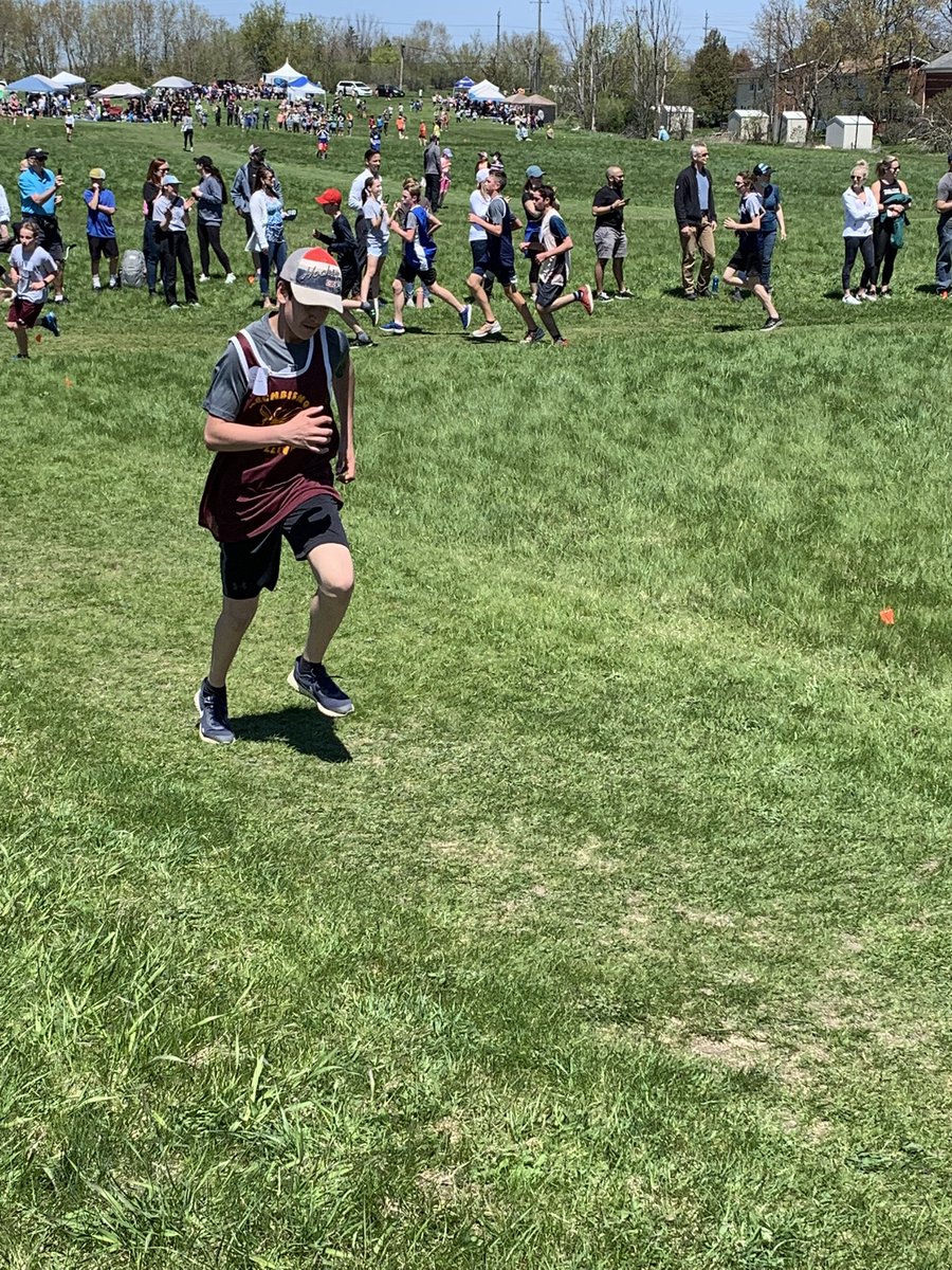 mrhulton8's tweet photo. Proud of all @alcdsb_abos athletes who ran CC today. Represented our school and community with hard work and respect. Well done! https://t.co/2HYppVxrmD