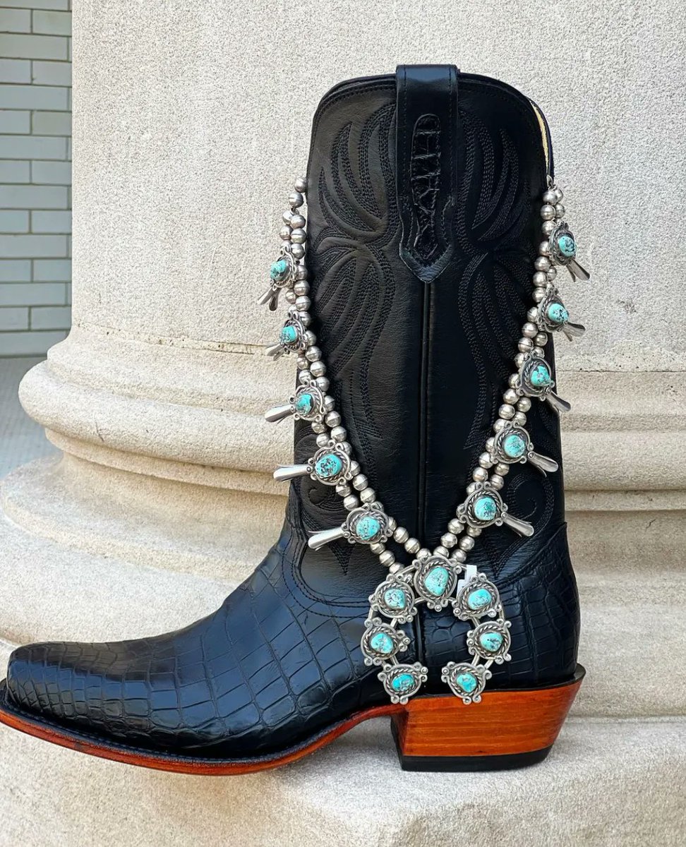 Find these Nile Crocodile boots at @LyOutfitters!
•
Repost• @lyoutfitters Squash your wintertime blues with one of these squash blossom necklaces. 

#lyoutfitters #vintage #squashblossom #squashblossomnecklace #shoplocal #mckinneytx #fenogliobootco #nothingfinerthanfenoglio