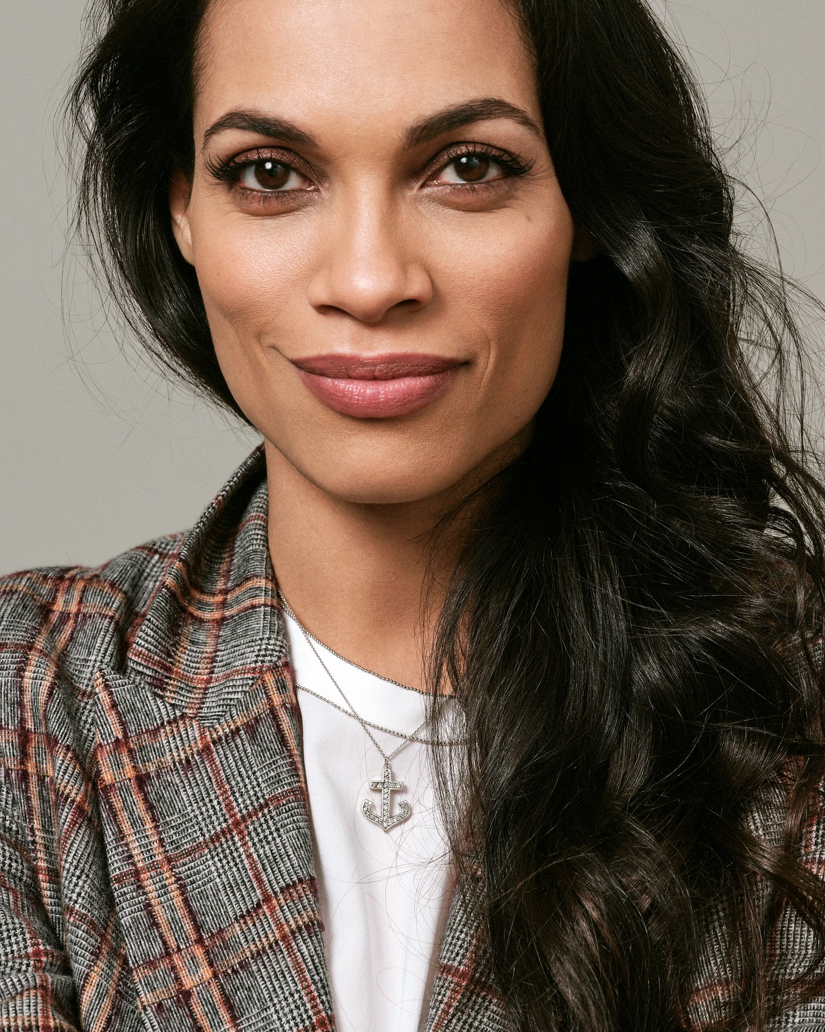 Happy Birthday to the beautiful Rosario Dawson 