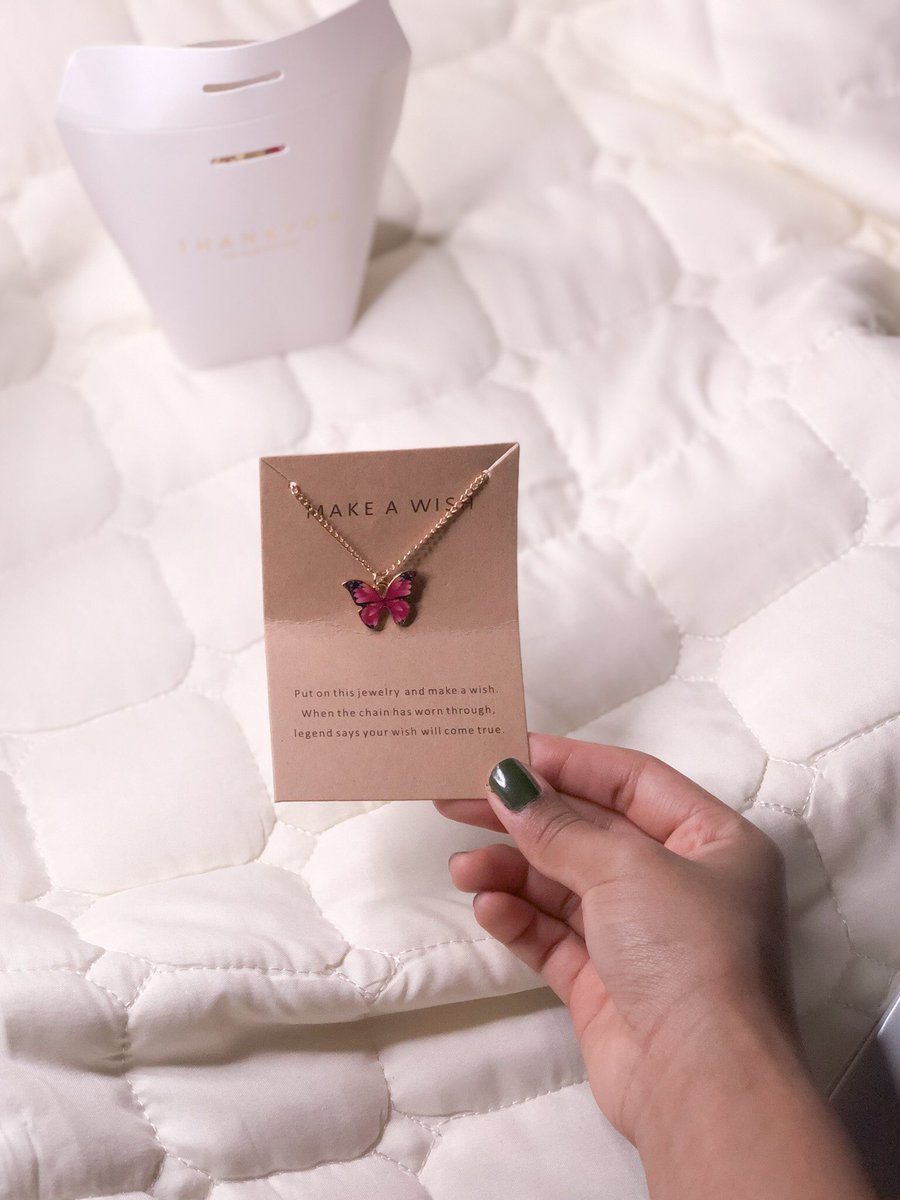 𝐀𝐛𝐫𝐚𝐫
من دواعي سُروري إنكِ صديقتي الأحبّ الله يجعل صُحبتك صُحبة حياة وجنة💗💗.