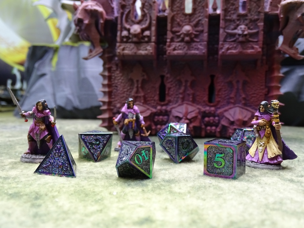 EasyRollerDice's tweet photo. Game time with our Heroic Dice of Metallic Luster!
https://t.co/HJWnQROKFO
#heroicdiceofmetallicluster #dice #easyrollerdice #diceporn #geek #geeks #dnd #dungeonsanddragons #geekstuff #nerd #nerdy #tabletop #tabletopgames #tabletopgaming https://t.co/VLf8asJekq