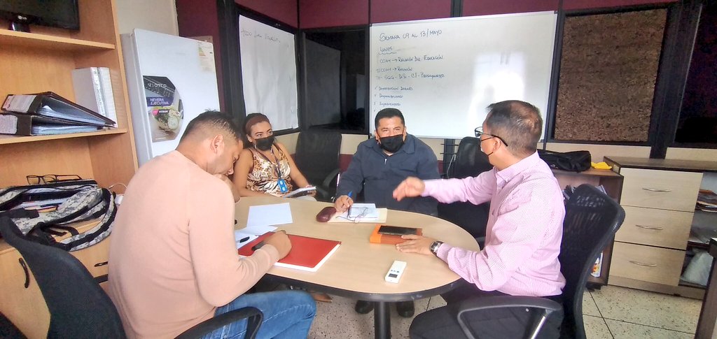 Reunión con los Directores de Educación y Administración y Finanzas de la <a href="/Gob_Tachira/">Gobernación del estado Táchira</a> para articular el trabajo relacionado al Sistema SIGA y avanzar en la resolución de temas inherentes a las nóminas y la gestión administrativa 2022 del Gobernador <a href="/FreddyBernal/">Freddy Bernal</a>
