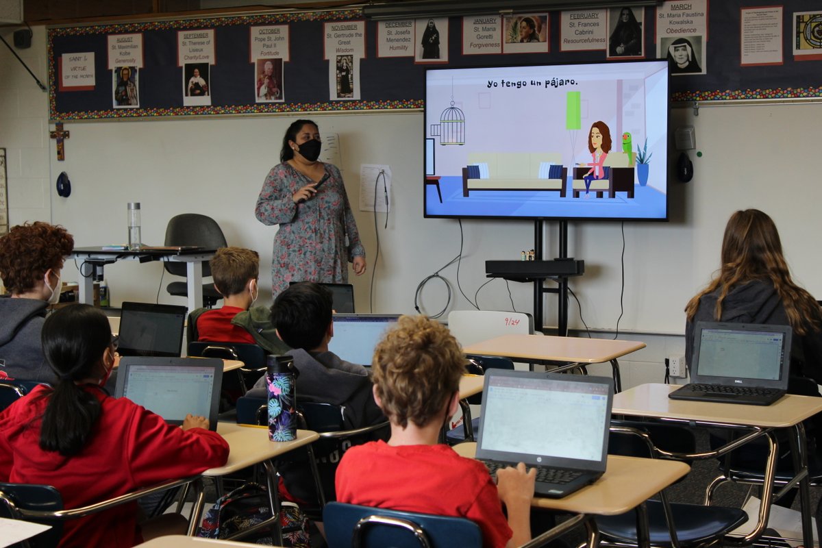 This is #SVSpanishClass Week at St. Vincent School. Senora Anderson teaches classes Kindergarten - 8th grade. Today we spotlight 6th grade.