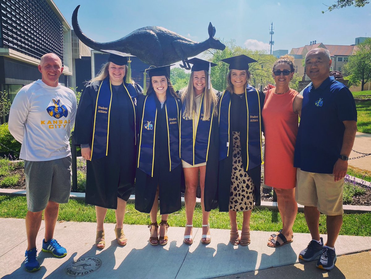 JessOUTLOUD's tweet photo. BIG CONGRATS to our @KCRoosWSoccer 2022 graduates! Wishing you all the best in your next steps! Thank you for all you’ve done for our program! #RooUp https://t.co/5akJZDf9Zh