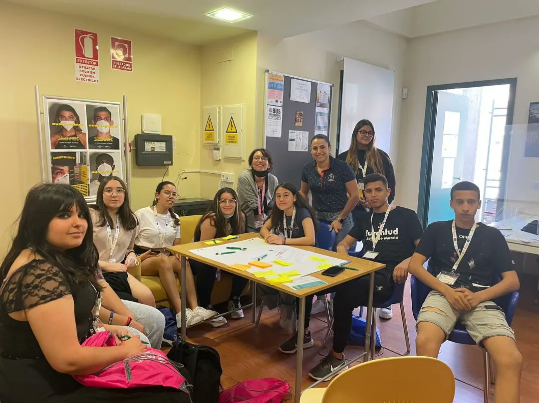 JoseMLM1982's tweet photo. Más de 120 jóvenes han participado en el proyecto del programa @EUErasmusPlus sobre Diálogo Estructurado #DialGo, junto a concejales de juventud de 11 municipios han trabajado con el objetivo de recoger propuestas en materia de #juventud. https://t.co/3ZVogqZHNo