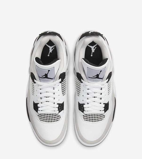 SOLELINKS's tweet photo. Ad: Air Jordan 4 Retro 'White &amp; Black' releases May 21st => https://t.co/TVlOGh6GFa https://t.co/rABKBZgH3n