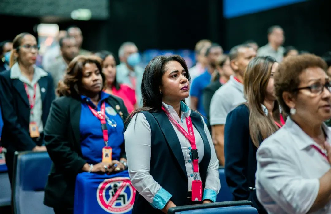 issffaard's tweet photo. #ISSFFAA diserta charla a sus colaboradores sobre Seguridad Social y el Seguro Familiar de Salud por la @DIDA_RDo 🎙️
👉🏼https://t.co/4wc80yDXrl
#SomosISSFFAA #Dominicana #PorLaPatria #RD https://t.co/0CDg5IbLsj