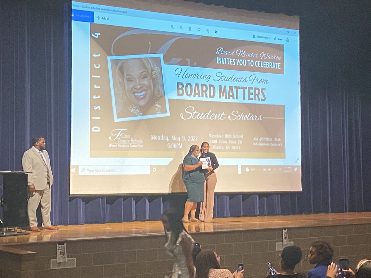 TROliverEDU's tweet photo. What an amazing night of honoring the best and brightest students in South Fulton!  We are so proud of our entire zone and can’t wait to see what’s next for these scholars!  @Franchesca_Warr @RonaldBMaxwell @JarvisAdamsEdu @DrTALarry @cece_johnson11 @CarmalithaG @gyimah_whitaker https://t.co/qNXl9h3g8U