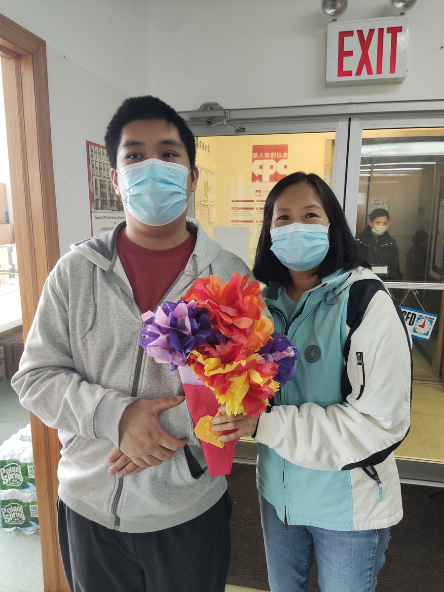 cpc_nyc's tweet photo. CPC Brooklyn Services for Families with Special Needs held a Mother's Day celebration for our community members. As part of the celebration, community members made flower bouquets for their mothers to show their appreciation. Thank you to the families for joining us! https://t.co/srYr0MiFJ1