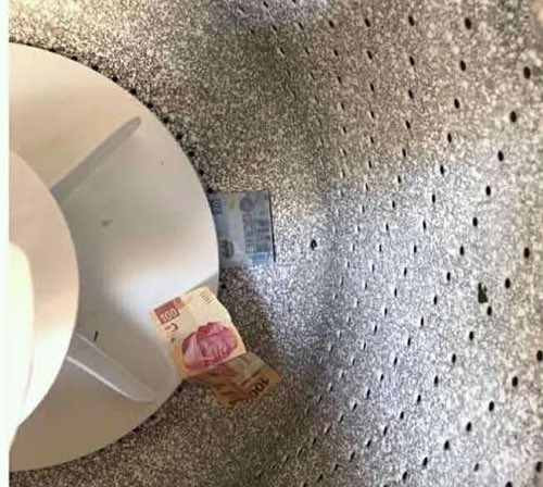 Jesusaguayol's tweet photo. Así me sentí cuando entré a la app de BBVA hace unos minutos. Señor me has mirado a los ojos. https://t.co/NxhQx7qmAj