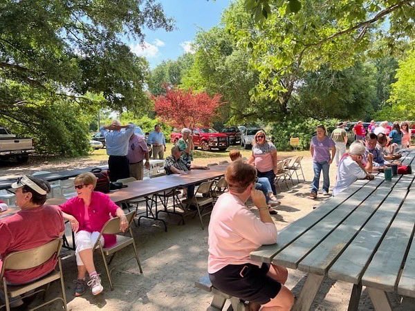 JodyHiceGA's tweet photo. Team Hice had an awesome time at the Dodge County Fish Fry last week! 

Georgians are ready to #BootBrad and elect a Secretary of State who will say NO to the Liberal Left, prevent a federal takeover of our elections, and #RenewIntegrity in our Secretary of State's Office! https://t.co/hk3f32T4Rt