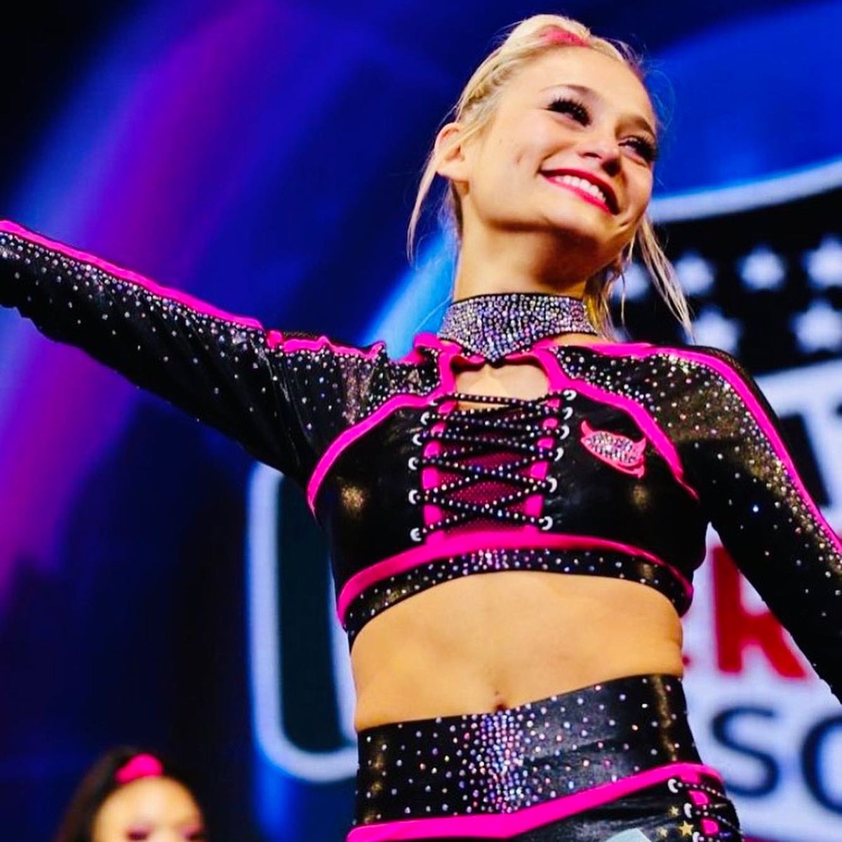 TopGunJags305's tweet photo. ✨In honor of ALL STAR TEAM EVALUATIONS starting today, we’ve got a x2 dose of💡TTP - TRUST THE PROCESS!
😍Raika & Caris joined our program as L3 Jrs. 😌They TTP, & finished this season as a 🏆WORLD CHAMPIONS on 💋Lady Jags & 🥊TGLC!
#TGTTP
#TGJags29 🐆 #OAFAAF 🖤💛 https://t.co/A2rBMFMlcX