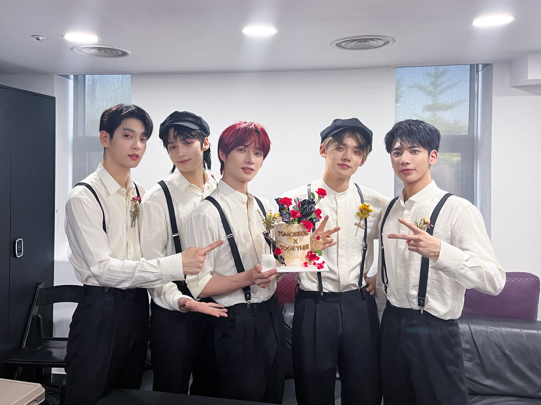 TOMORROW X TOGETHER on Twitter "Thank you♡♡♡ TOMORROW_X_TOGETHER