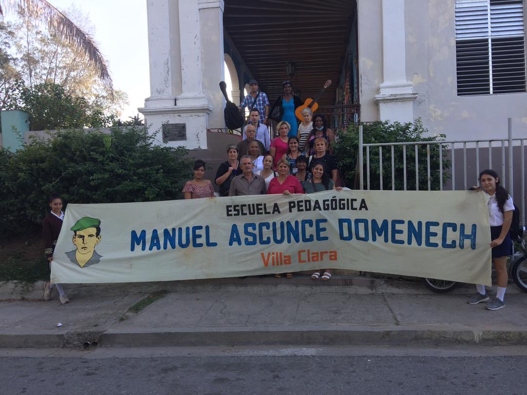 EPVillaClara's tweet photo. Se realiza encuentro de pedagogos entre las escuelas pedagógicas de Villa Clara y Cienfuegos.Como resultado del encuentro se firmo convenio entre las escuelas para crecer en conocimientos pedagógicos y metodológicos. @AdaAndr34319535 @elsa_ena @dpevillaclara @CubaMined https://t.co/Zb1raqPuog