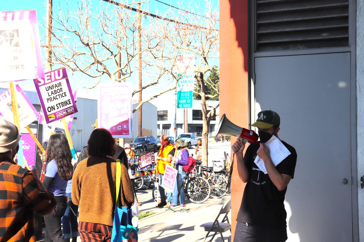 sfoakunite's tweet photo. π£ Calling all CCA @CCAAdjunctUnion and Staff Union Members! π£
Join us on Zoom TODAY, May 19th at 6pm to discuss our contract implementation. Link in bio.
#CCAUnion #CCAStaffUnion #CCAAdjunctFacultyUnion #seiu1021 #MembershipMeeting #StrongerTogether #UnionStrong #ccarts https://t.co/nclKAlHAev