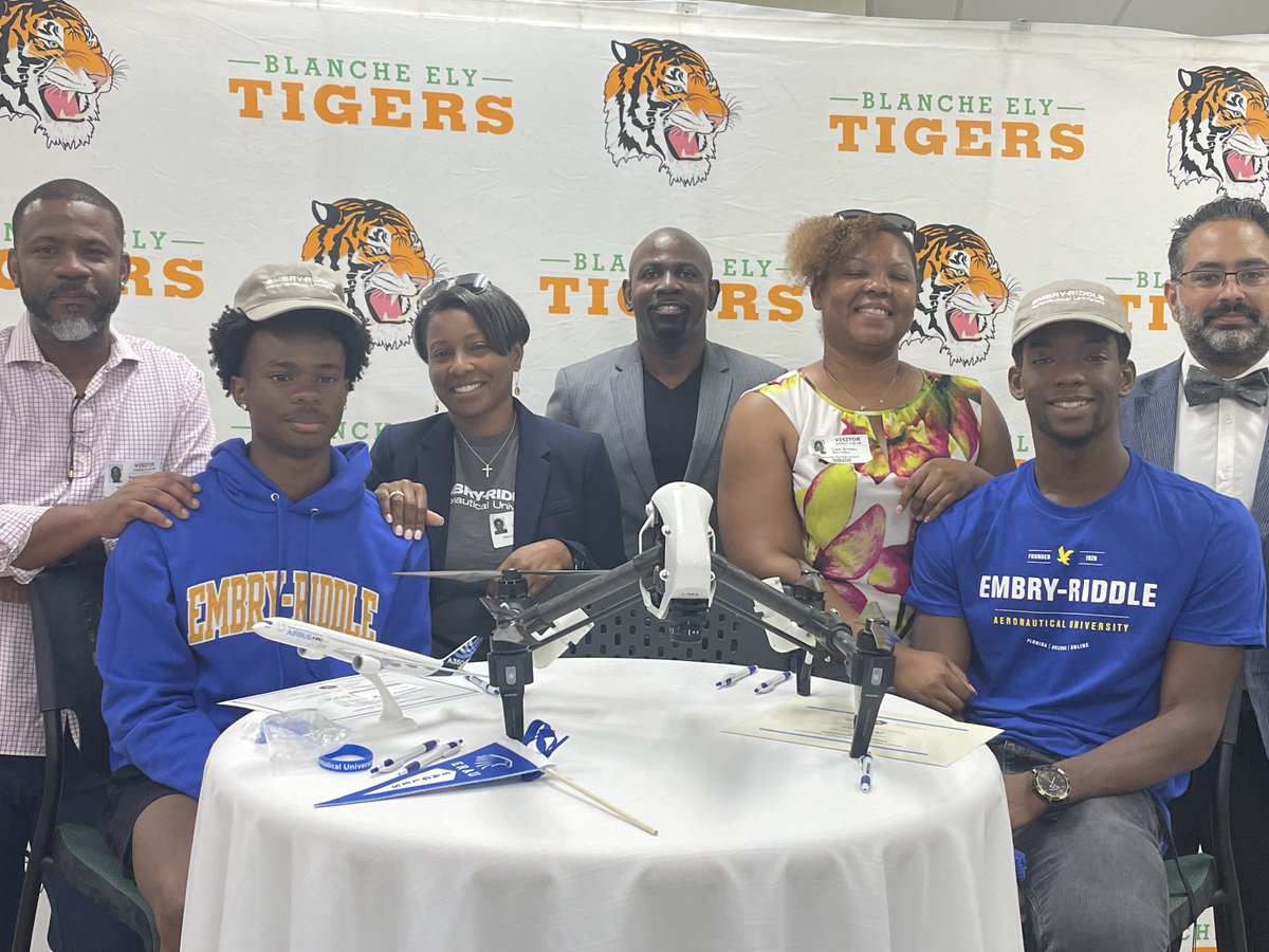 Official Blanche Ely Magnet Page tweet media