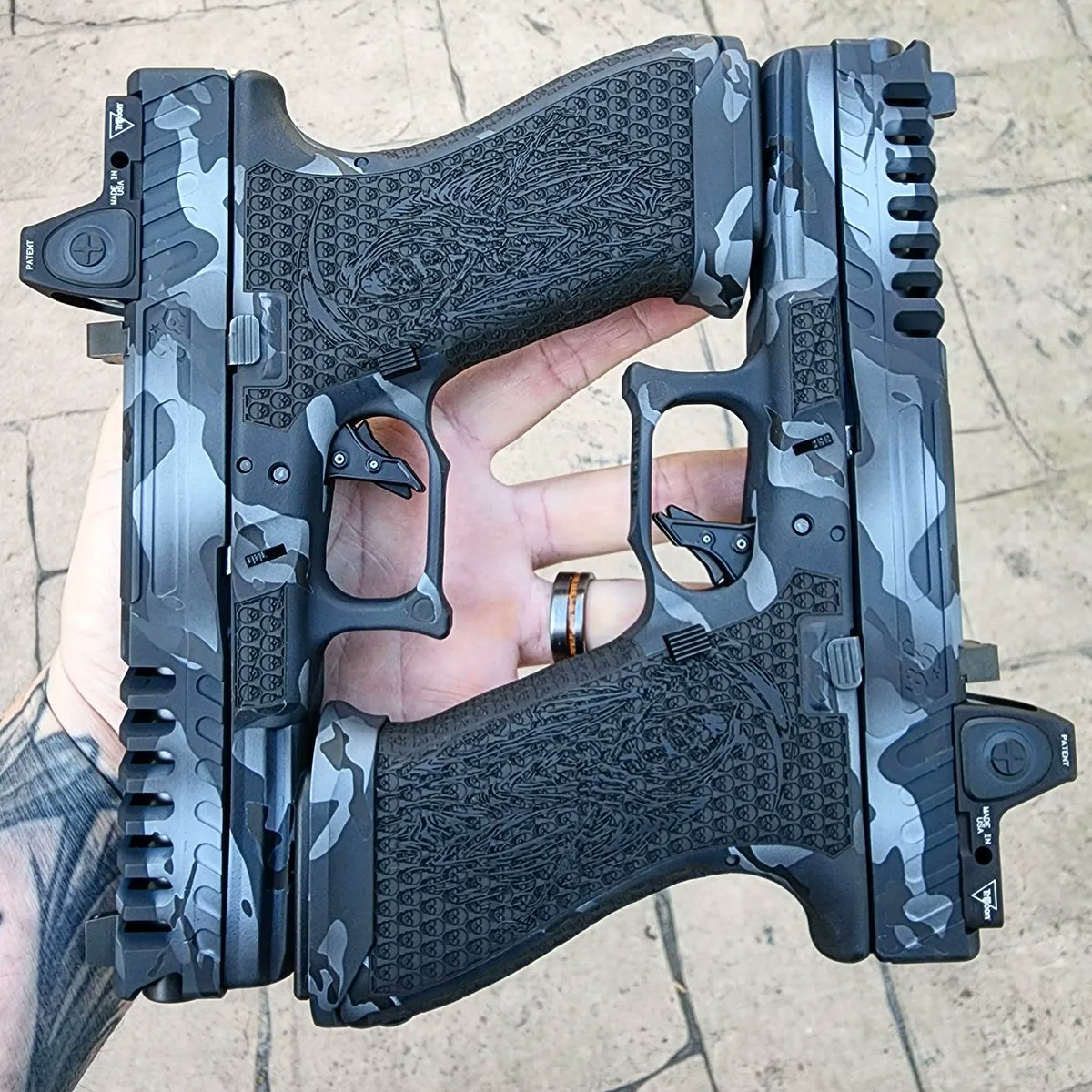 FiringSquadInc's tweet photo. 2 Gen 3 Glock 21's with Firing Squad Customization Package.
@Trijicon
@OPHeadquarters
#g21 #glock21 #camo #stealth #trijicon #rmr #tactical #pewpew #gunsdaily #gunaddict #stippling #glock https://t.co/OqoSmQuFKE
