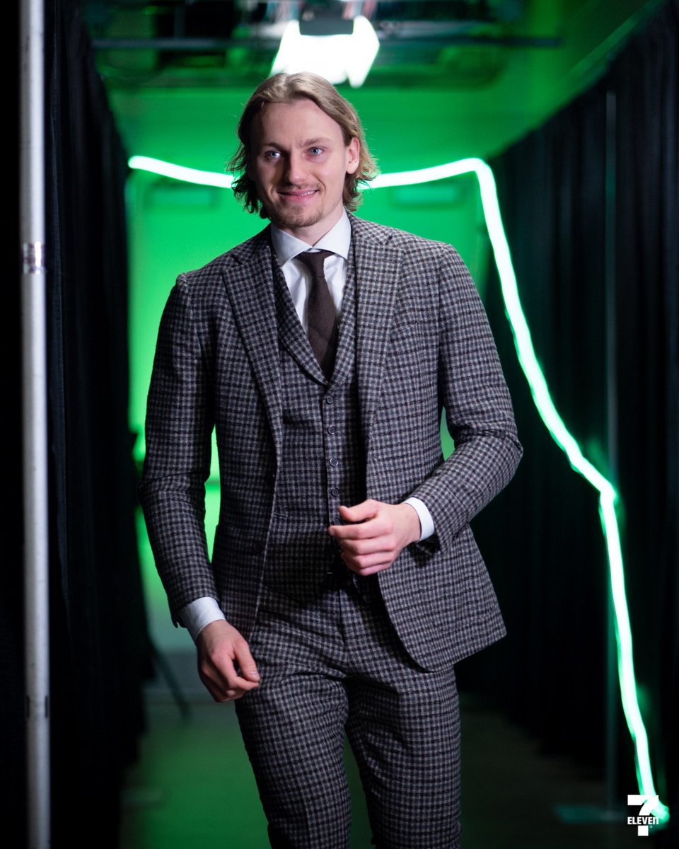DallasStars's tweet photo. 3 pieces of fashion 🤌

@7eleven | #OneStateOneTeam | #TexasHockey | #StanleyCup https://t.co/uPKyRsHTK1