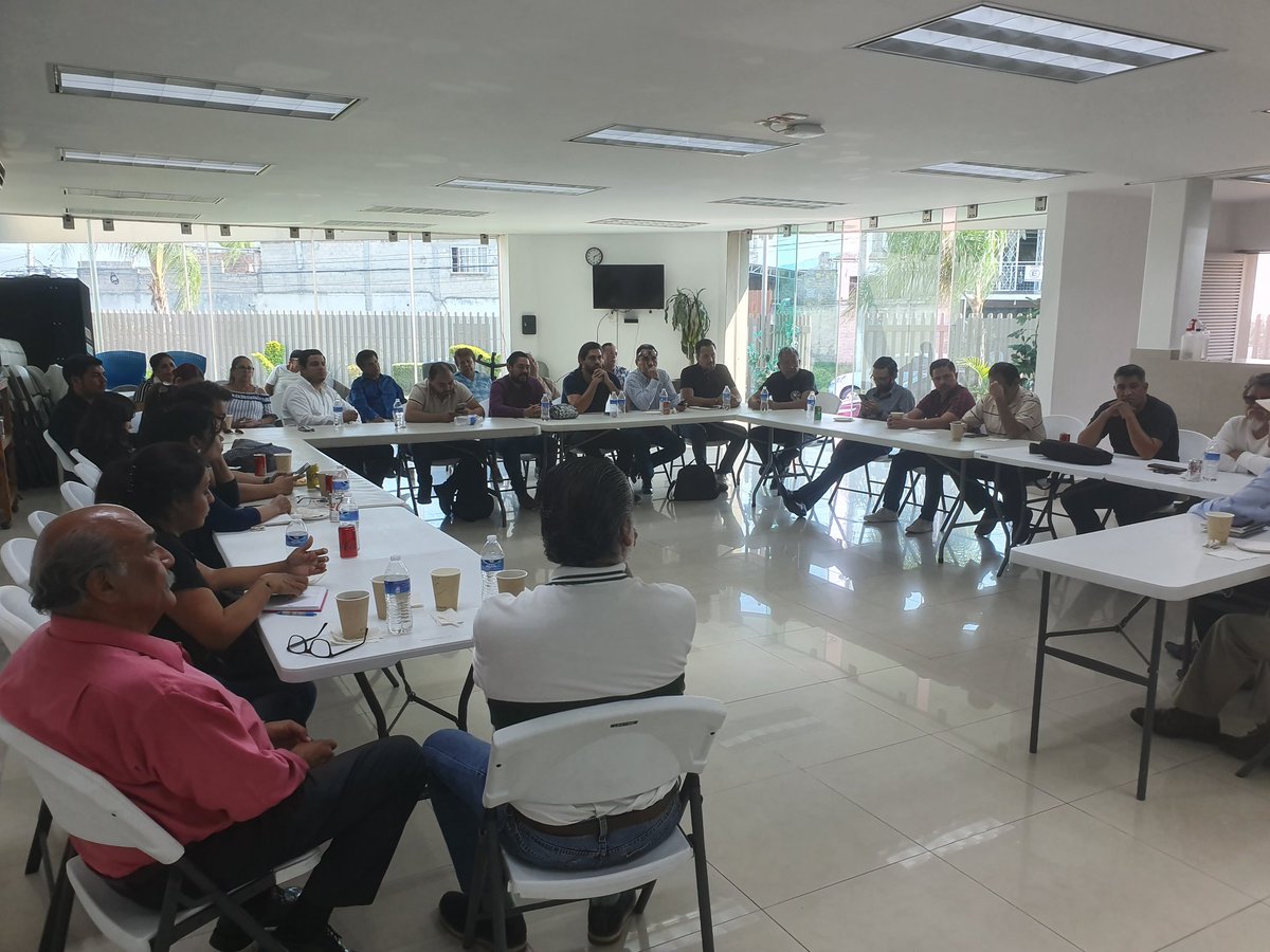 RubenVazquez_'s tweet photo. Nos estamos organizando para entender y atender a quienes comparten nuestro proyecto 

@DrCarlosLomeli https://t.co/ZzRJfT9Ovt