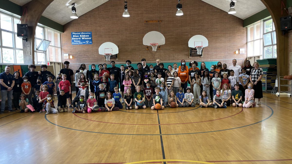 ETHSports's tweet photo. Girls &amp; Boys Basketball finally got to meet their PEN PALS from Washington Elementary School today!!! #SELFLESSNESS https://t.co/4rCoEAksGy
