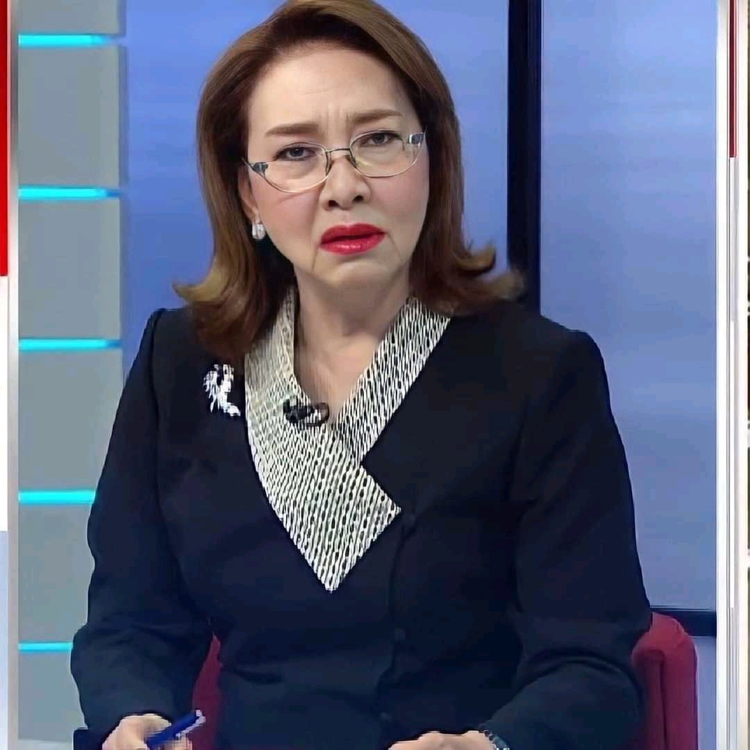 essence_syal's tweet photo. It's really disappointing to see the list of names of officials who will soon lead the country. This is not a circus. We need more. We deserve better. NAKAKAHIYA KAYO. NAKAKAHIYA TAYO. https://t.co/Rkwsm8aoZM