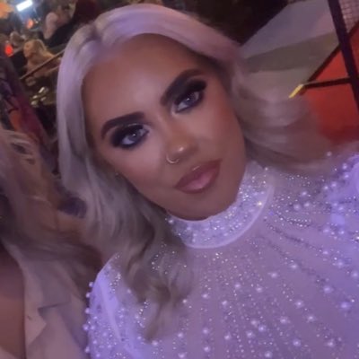 amystor2's tweet photo. #NewProfilePic https://t.co/ELZ869si2m