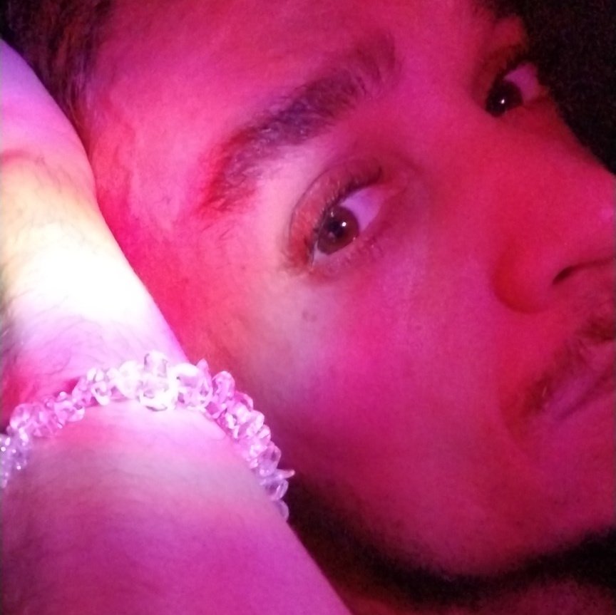 marc_vin's tweet photo. acabei de tirar uma #FotoLed #SuperNatural #LightPink #SoftPink https://t.co/YyJCmouVzD