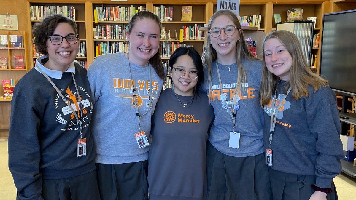 librarymmhs tweet picture