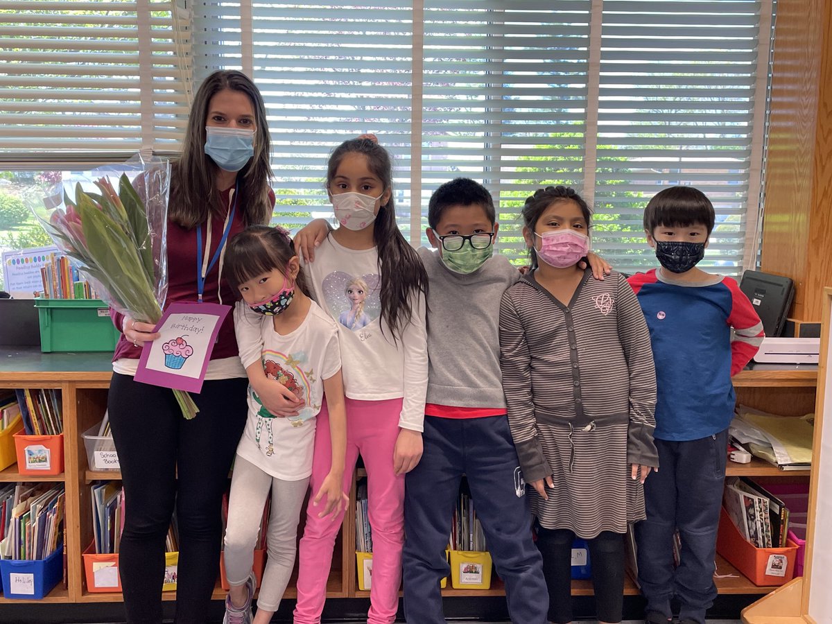 So much love and birthday fun with Mrs. Pallotta’s class and other Jericho friends! @❤️