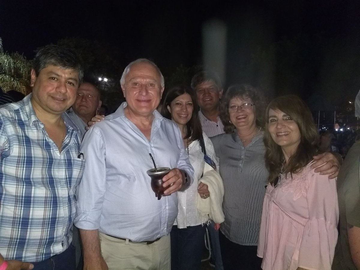 estelayaccuzzi's tweet photo. Tu partida evitable e injusta sigue doliendo. El lugar que le diste a este norte en tu gobierno con las grandes obras que proyectaste, concretaste. Imposible olvidarte por tu sencilles, tu honestidad.  Cuánta falta nos haces. #GraciasMiguel https://t.co/NYgsufO4pm