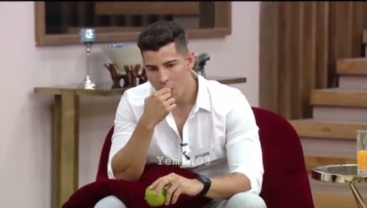 Apla_lg's tweet photo. Ayyy xuxa me va da algo, Julián Torres llega a la casa del Poder Del Amor.
#poderdelamor2 #elpoderdelamor2 #Panama https://t.co/SDxl5pp1Ed