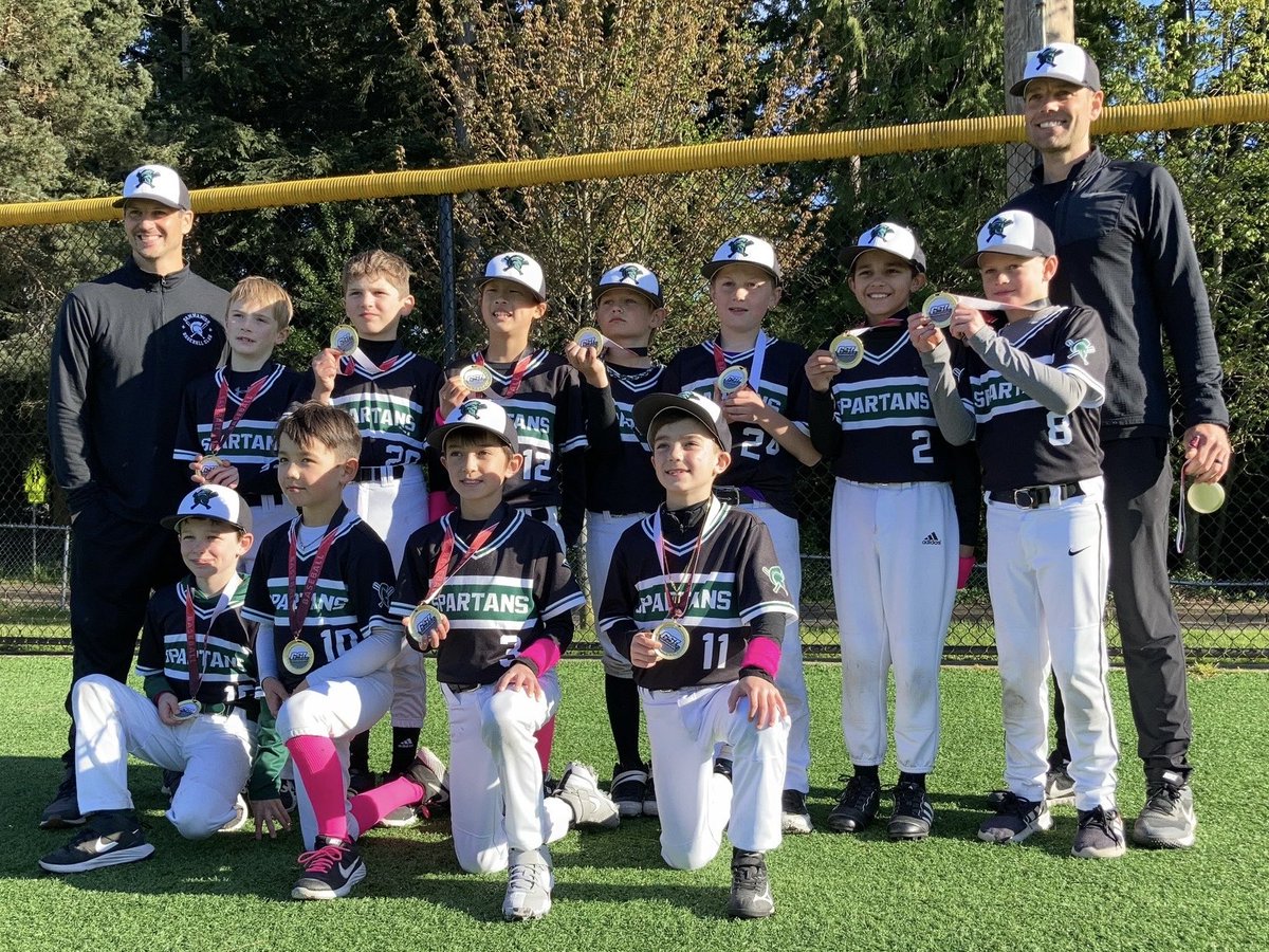 SBC_Spartans's tweet photo. 9u Spartans all smiles with 2nd place finish ⁦@GSLtournaments⁩ Bombs4Moms tourney and celebrating with Moms! Great job guys https://t.co/Q5KnHzByQt